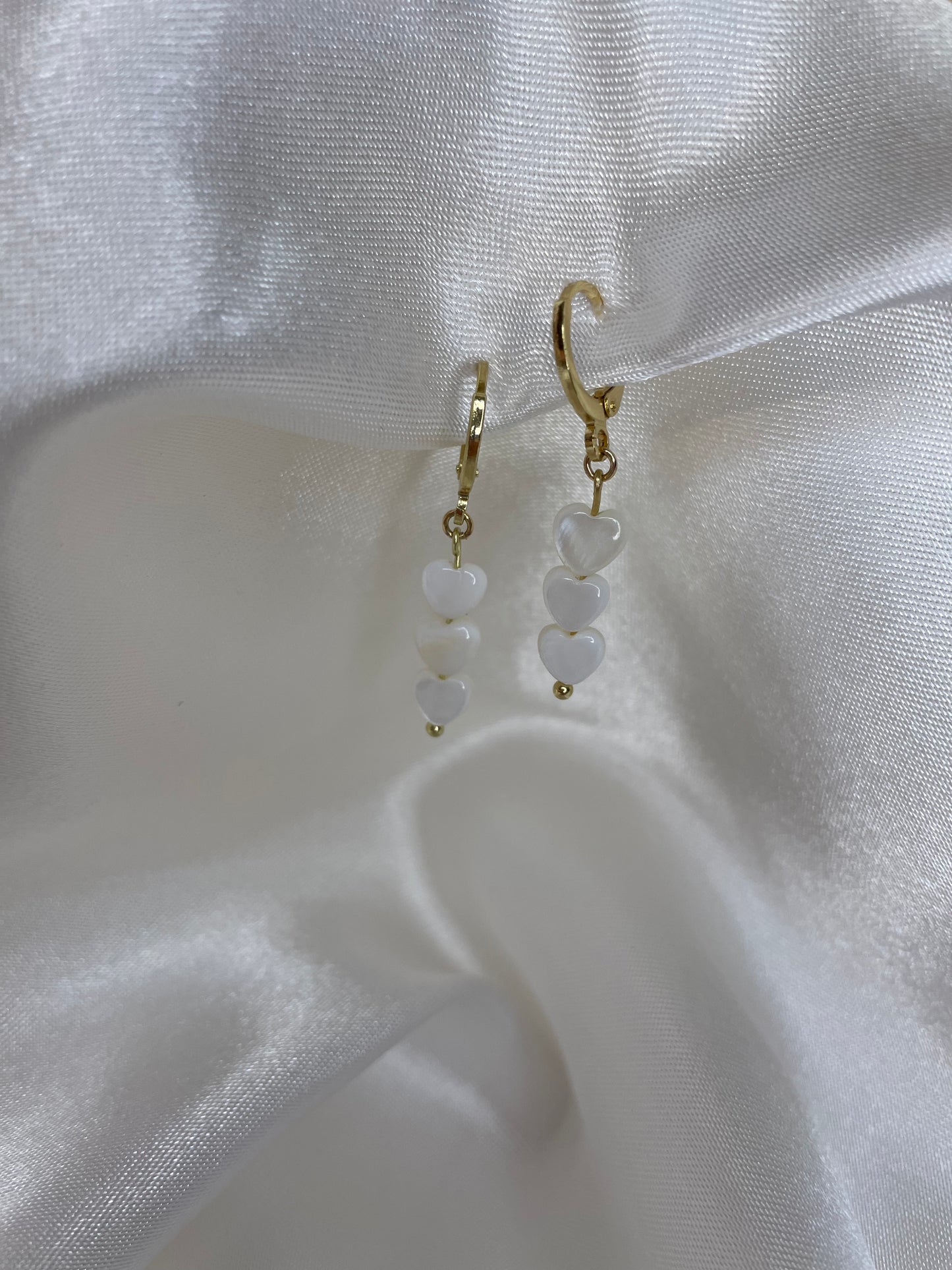 Ivy mother of pearl Earrings